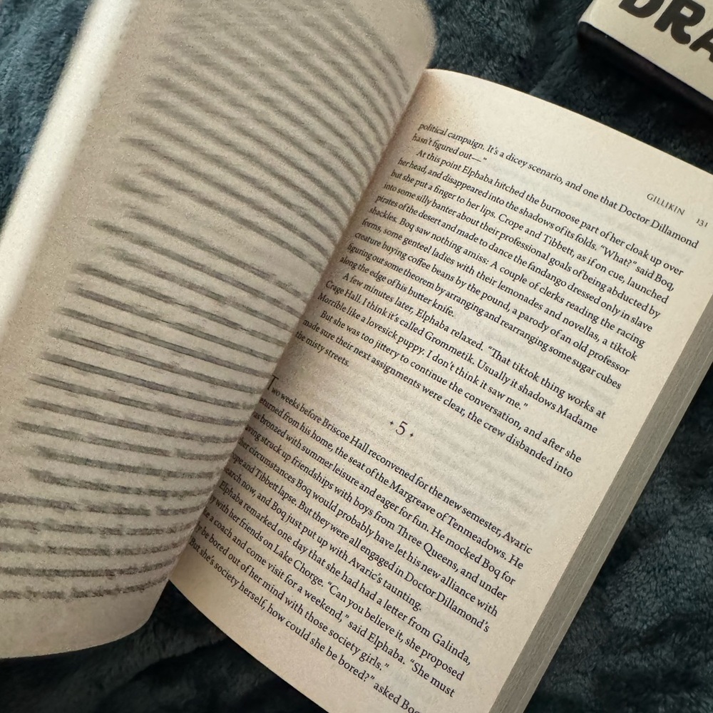 Wicked by Gregory Maguire Hardcover - Picture 3 of 3